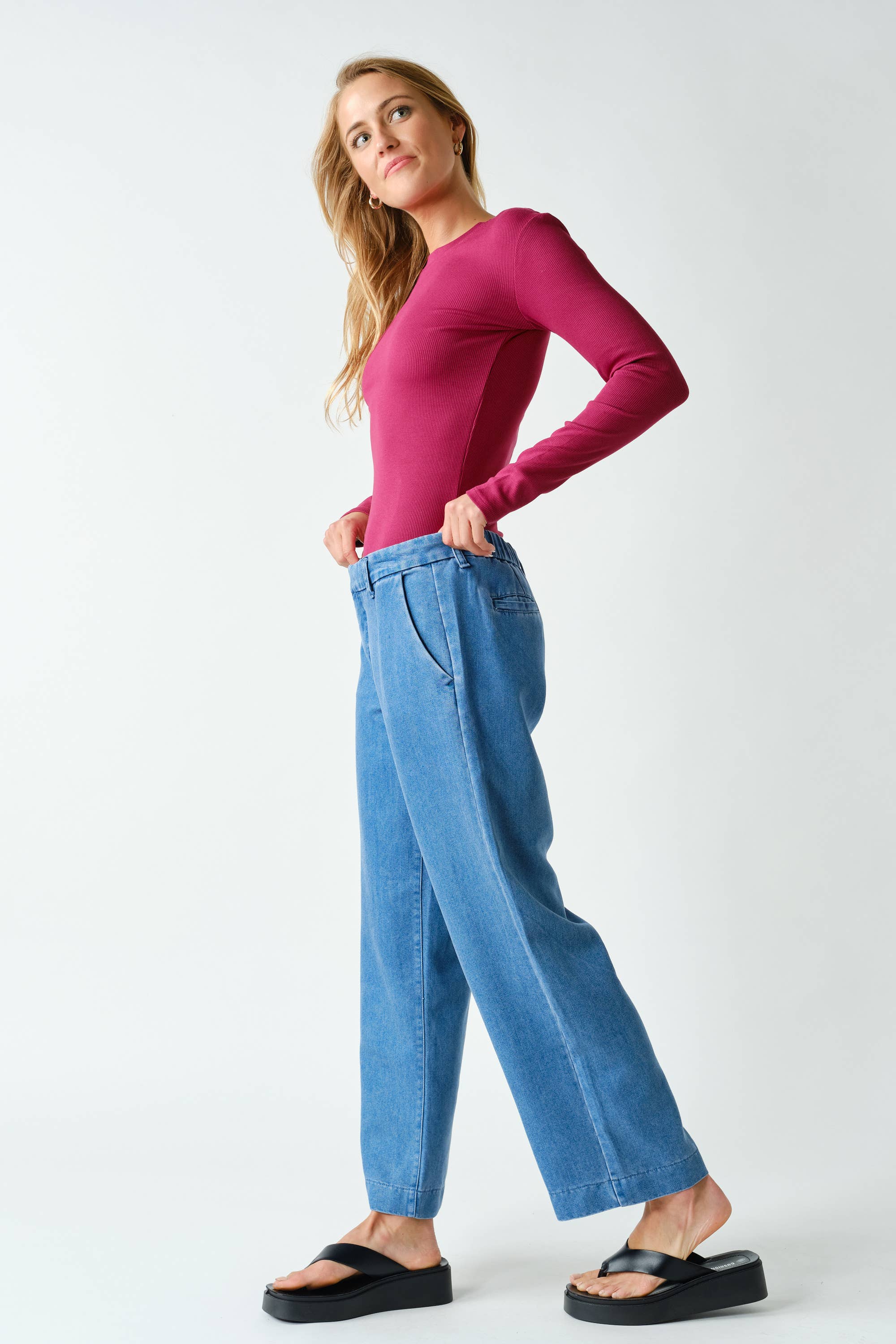Mindy Essential Long-Sleeved Micro-Ribbed Top