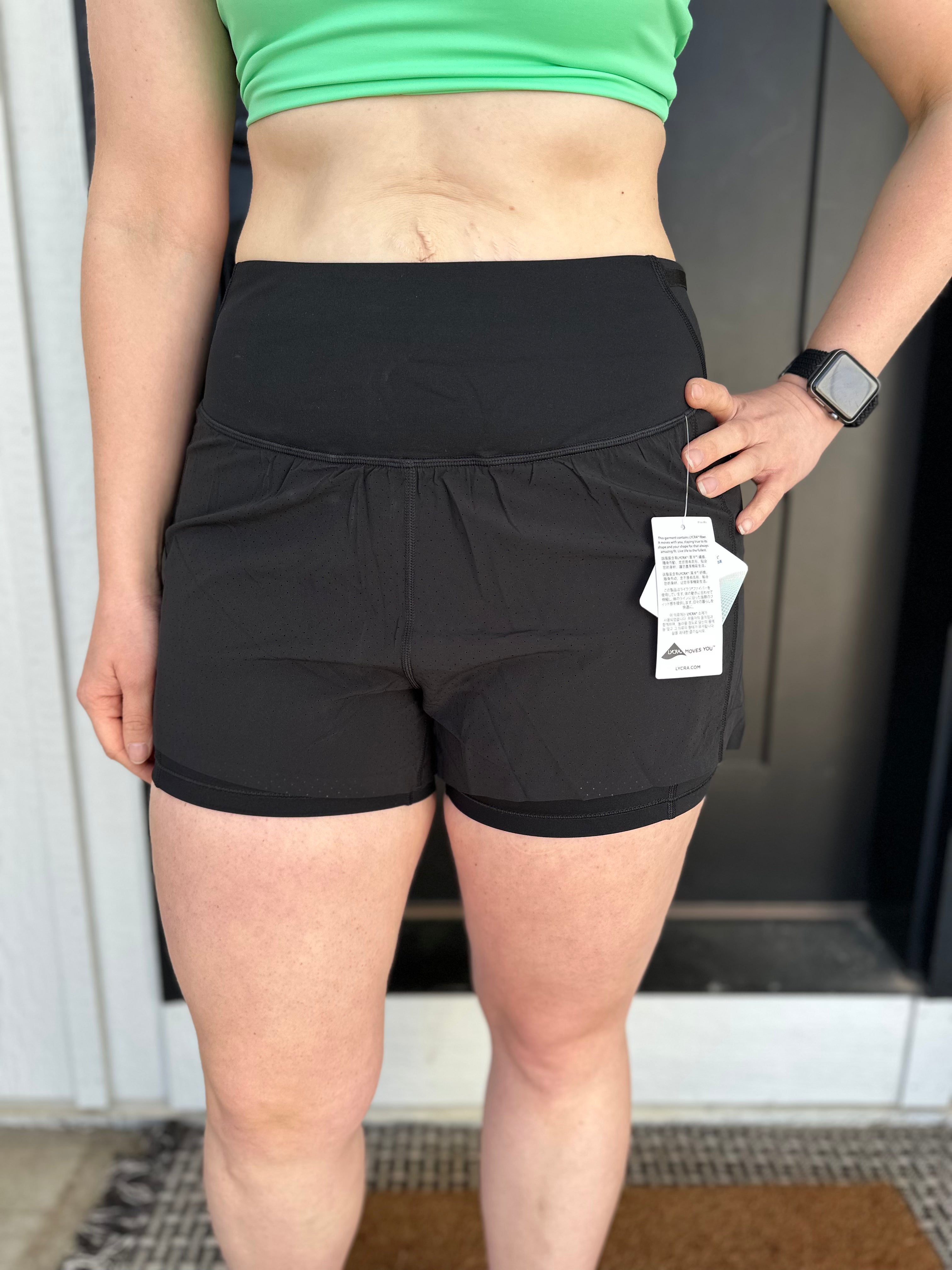 SOLID COLOR FULL-WRAP SPORTS BRA