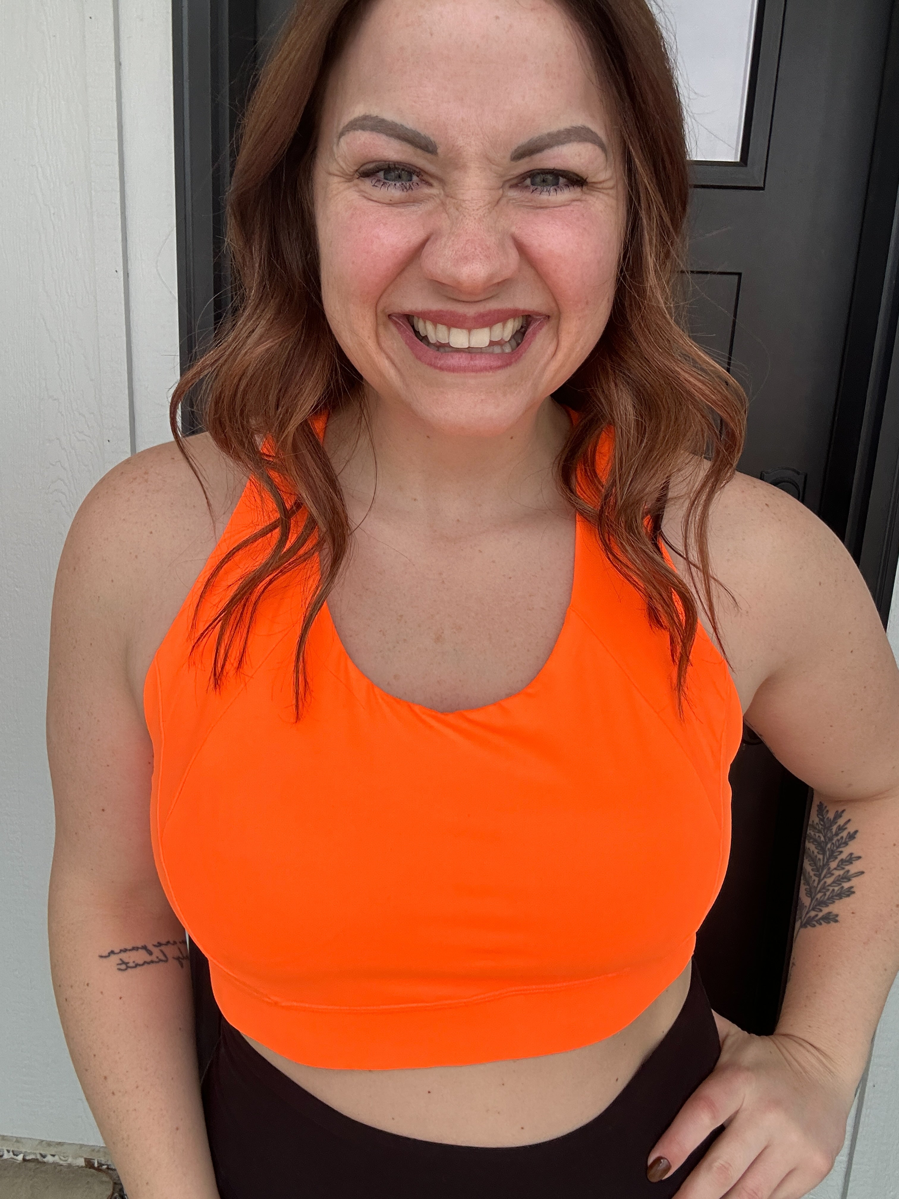 ACTIVE CRISS CROSS SPORTS BRA