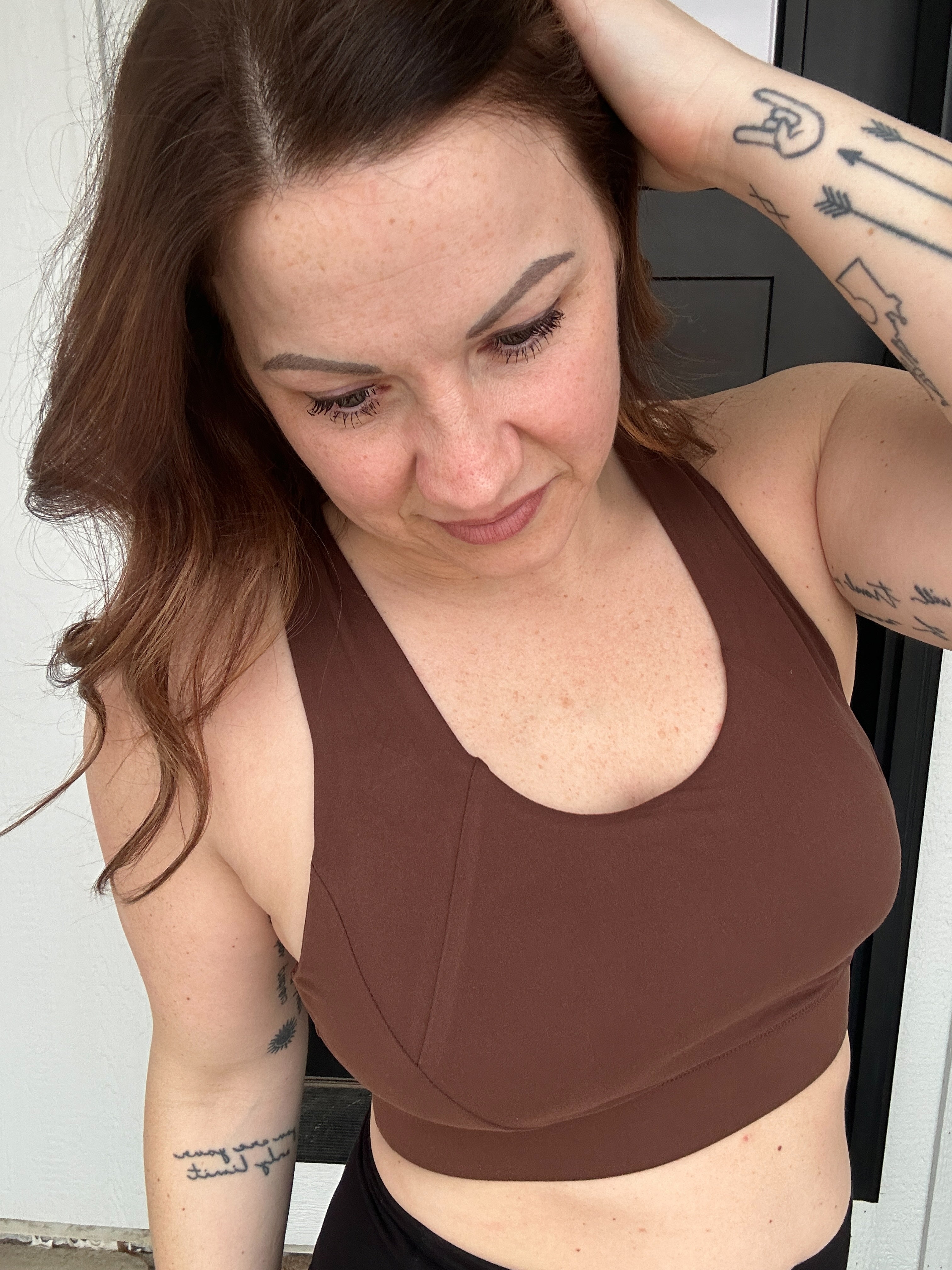 ACTIVE CRISS CROSS SPORTS BRA