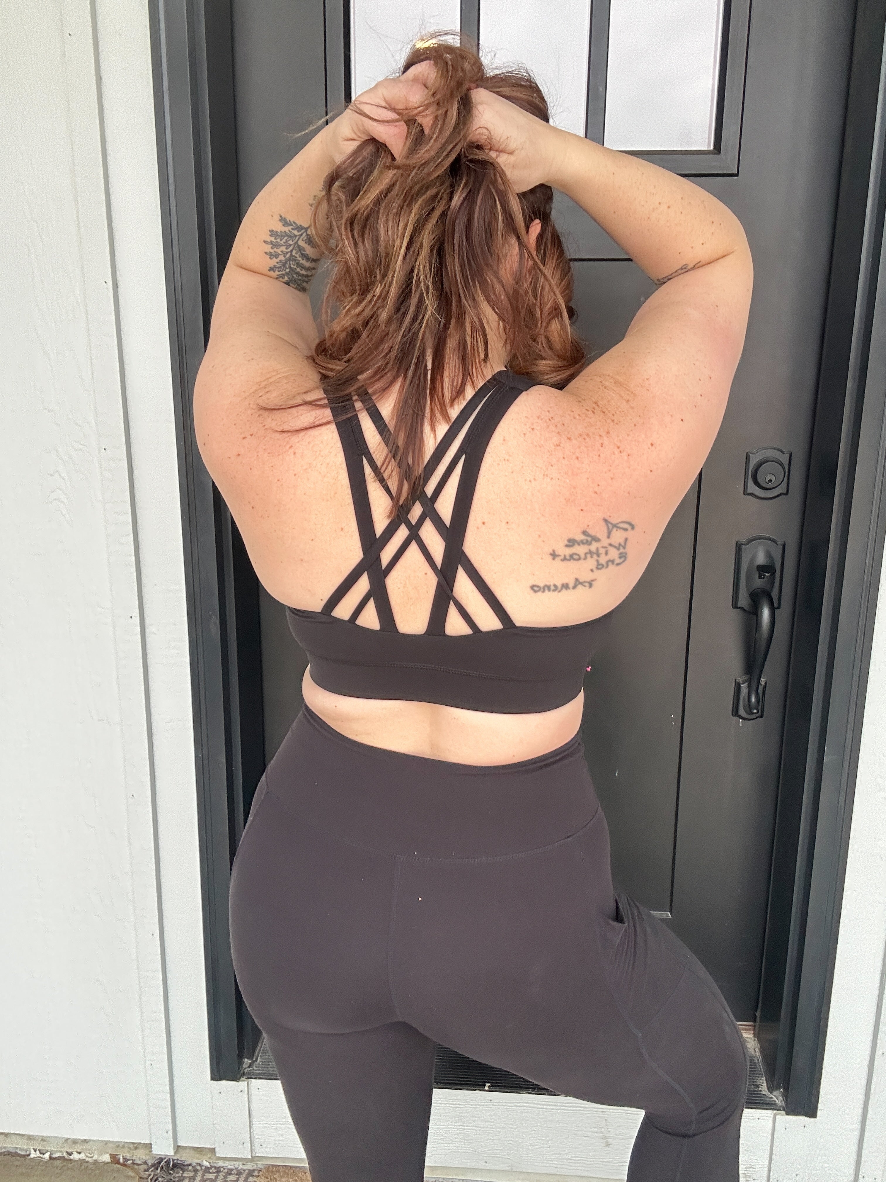 ACTIVE CRISS CROSS SPORTS BRA