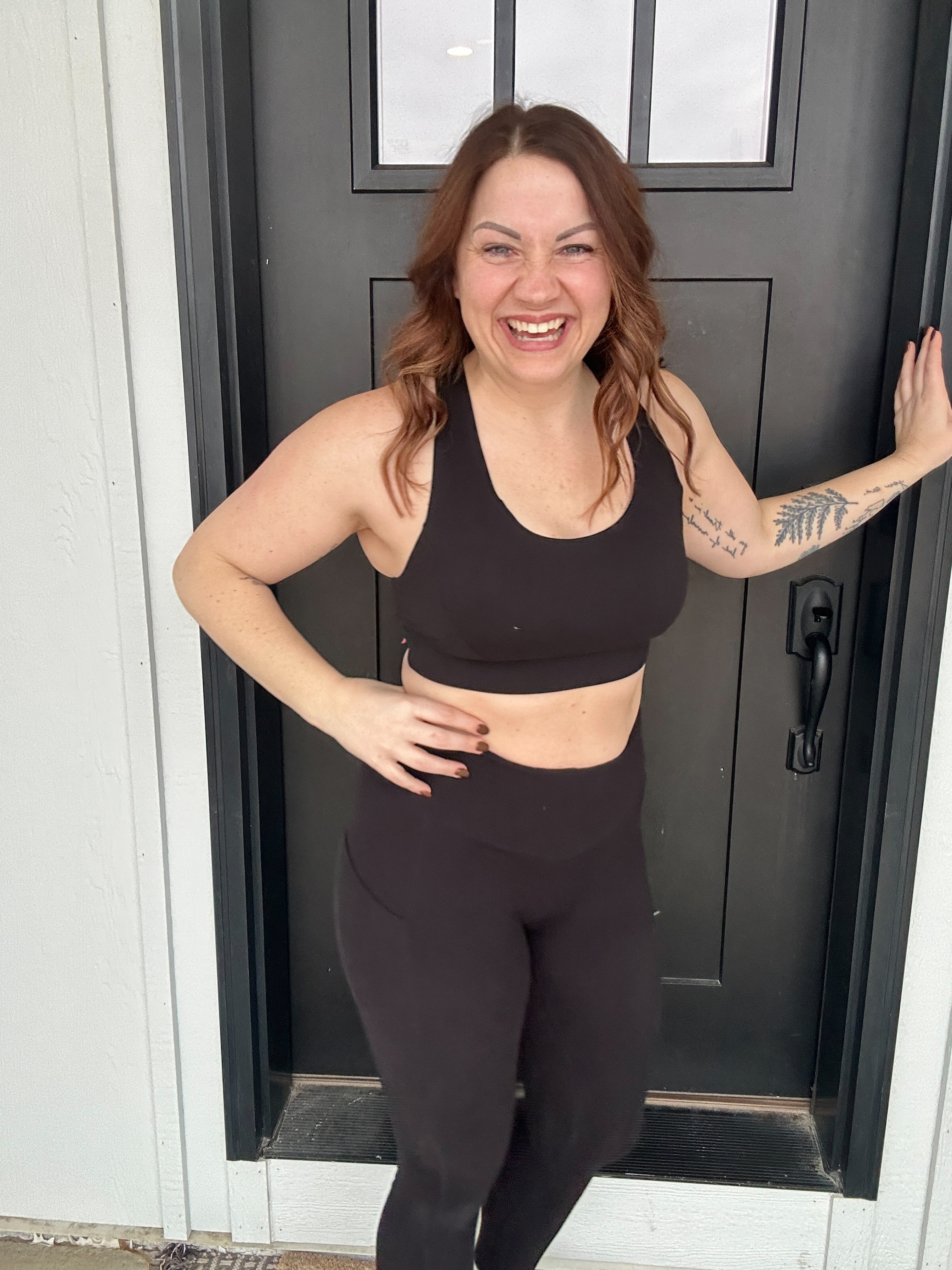 ACTIVE CRISS CROSS SPORTS BRA