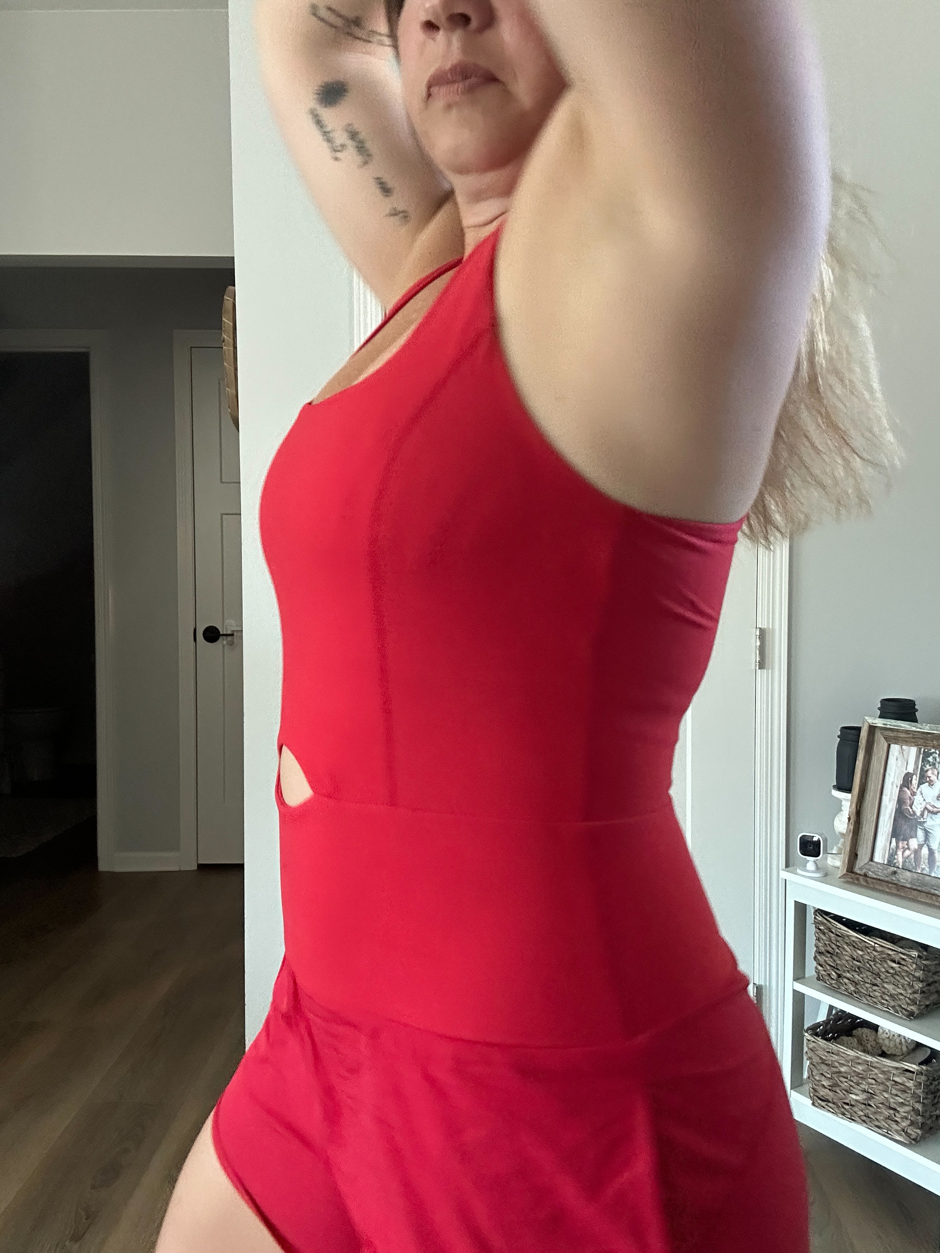 RECYCLED BUTTER NYLON RUNSIE