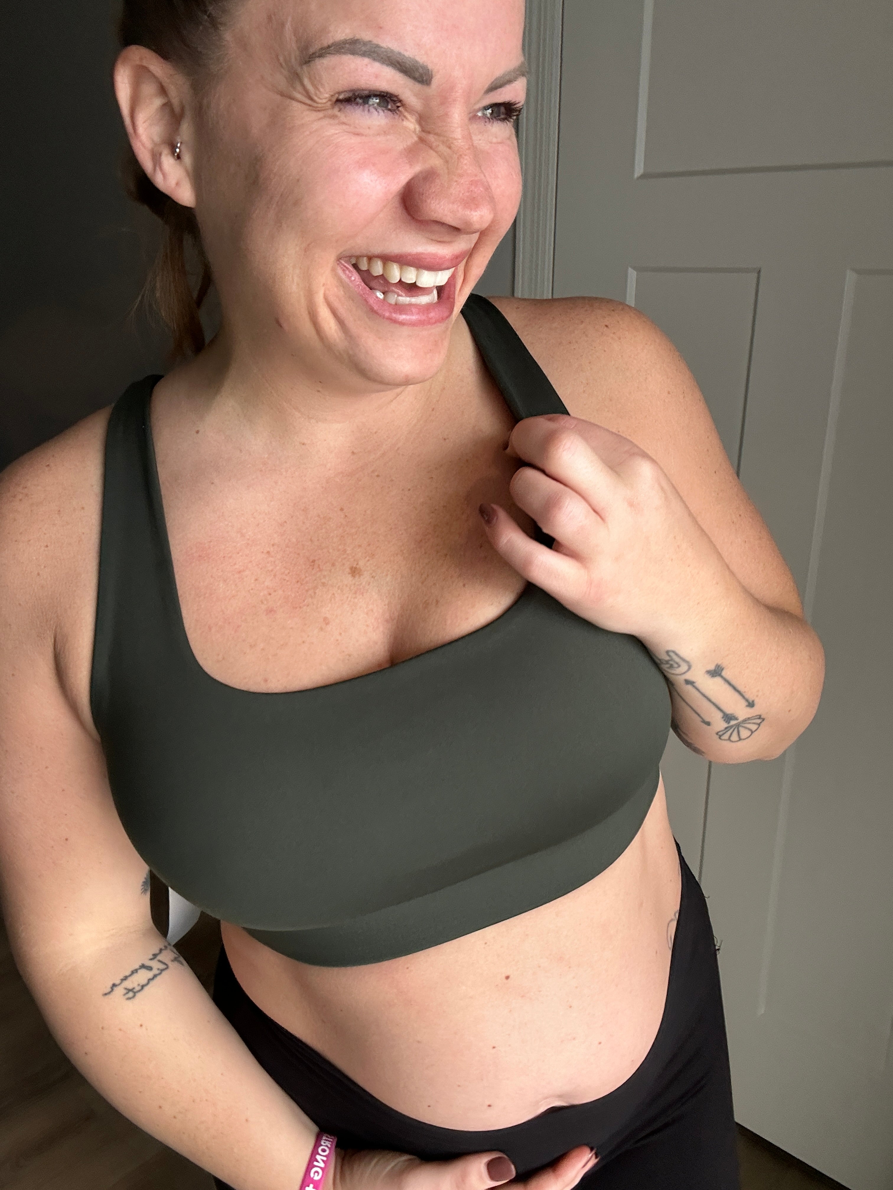 Newport Crisscross FlexForm Sports Bra