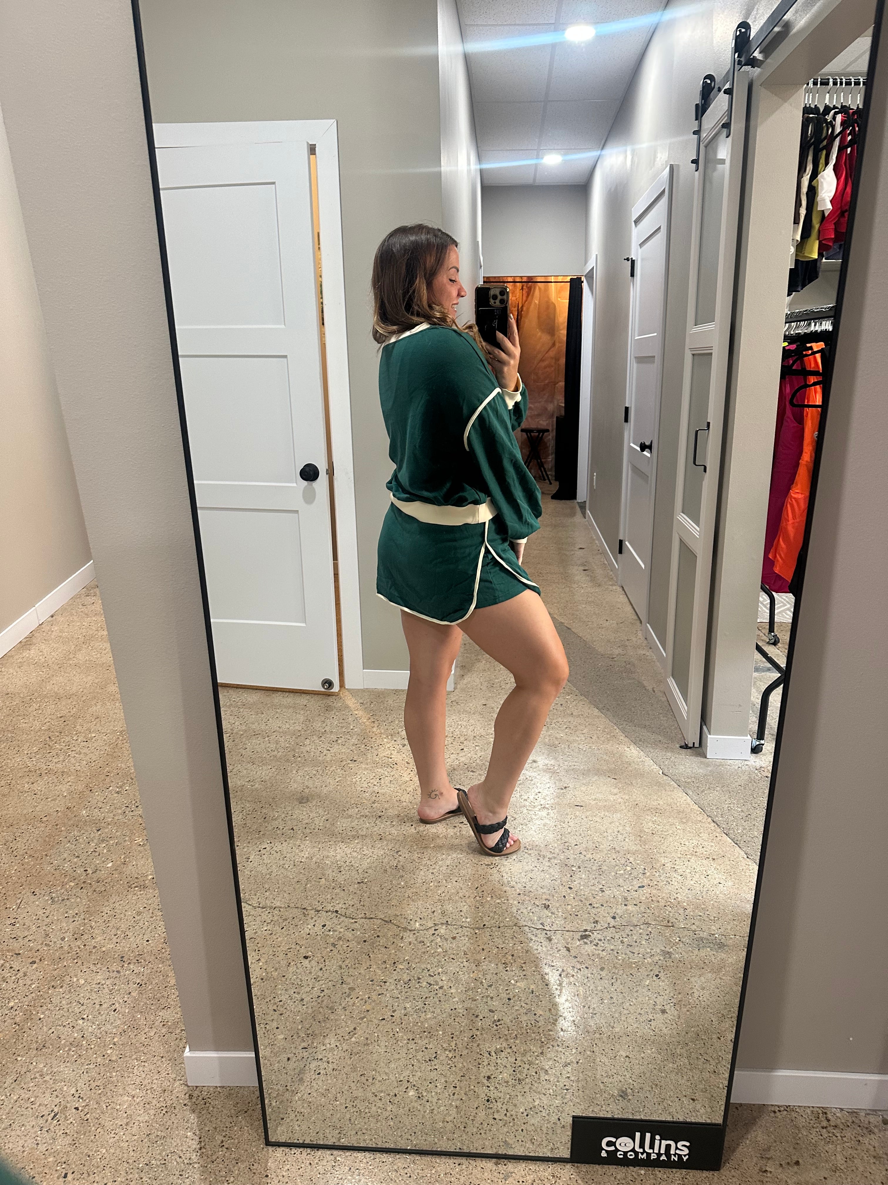 Contrast Loose Pullover Top and Lace-up Waist Skirt Set