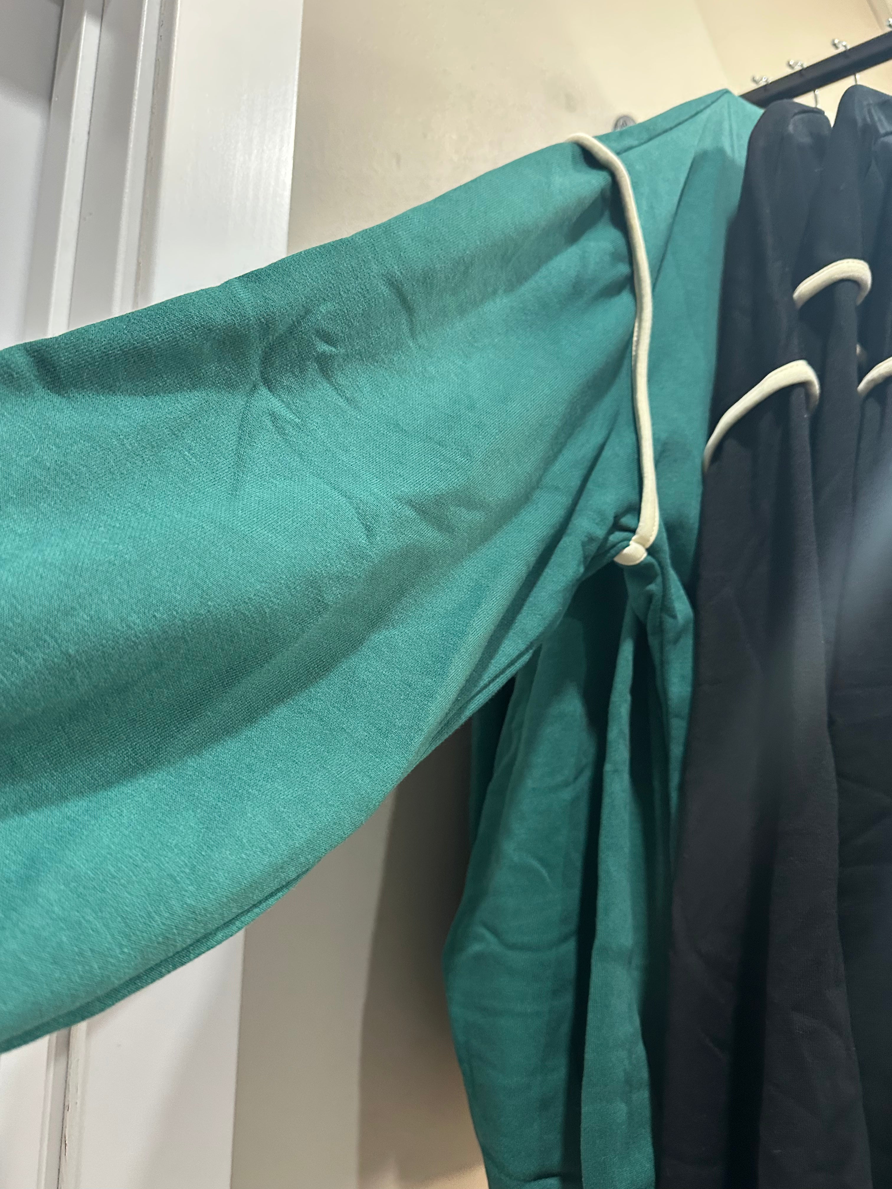 Contrast Loose Pullover Top and Lace-up Waist Skirt Set