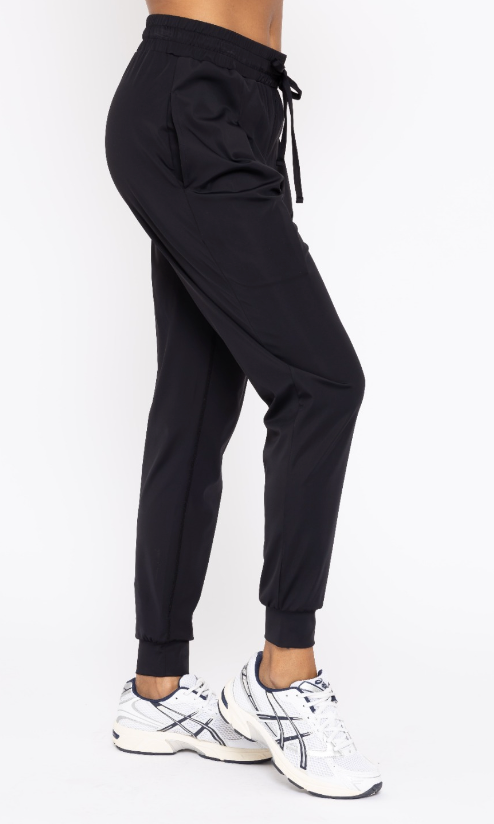 Solid Pleated Front Jogger