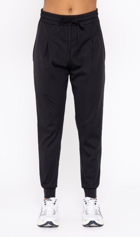 Solid Pleated Front Jogger