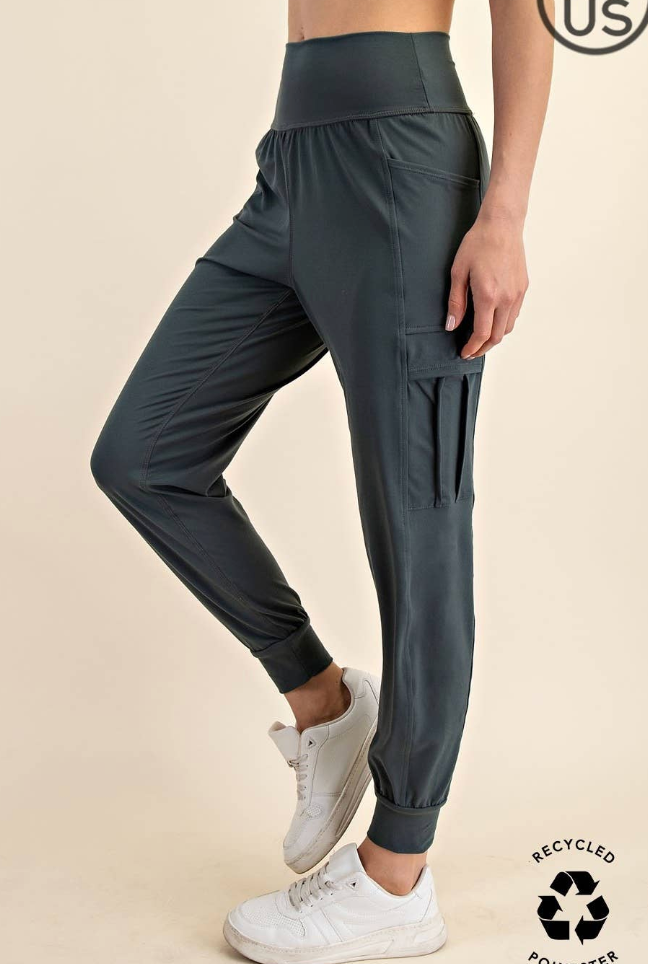 Butter Soft Solid Jogger with Pockets