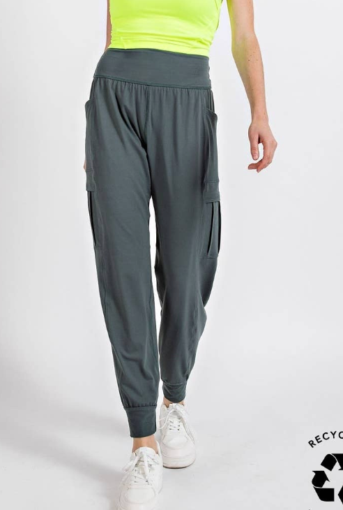 Butter Soft Solid Jogger with Pockets
