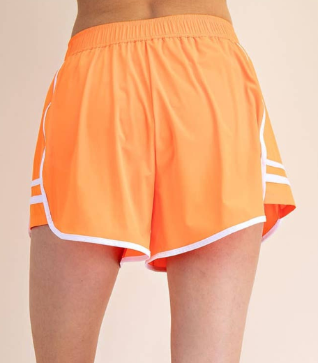 RECYCLED BUTTER TIGER SHORT